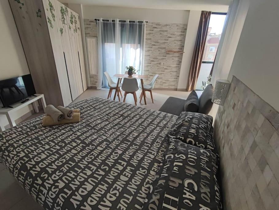 Nuevo Estudio Con Parking Gratis Málaga Exterior foto